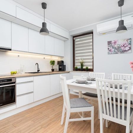 Apartments Cystersow Cracow By Noclegi Renters Cracovie Extérieur photo